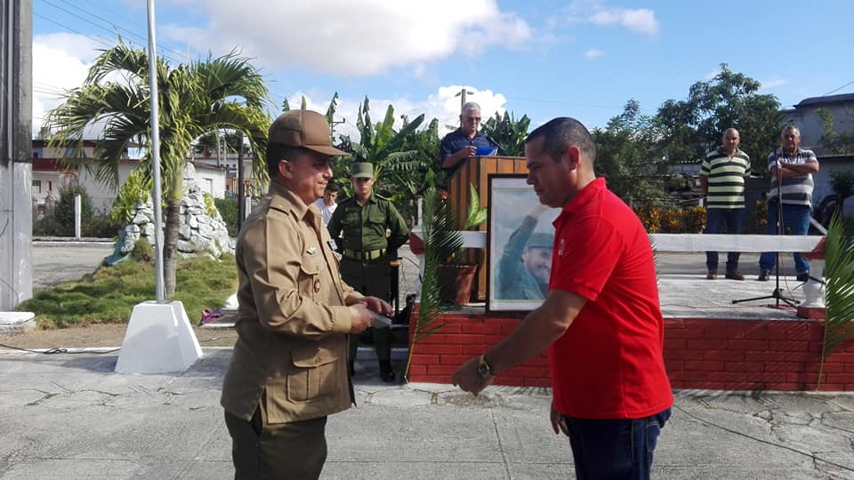 Las FAR en Cabaiguán rinden homenaje a Fidel y el desembarco del Granma