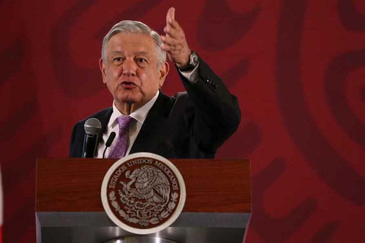Reitera López Obrador violación del derecho internacional en Bolivia
