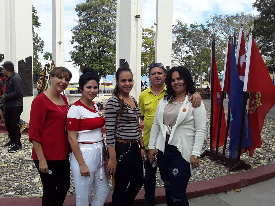 Jóvenes cabaiguanenses reciben el sello Forjadores del Futuro
