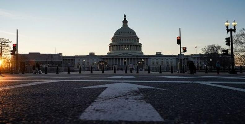 Establecen reglas para el juicio político contra Trump