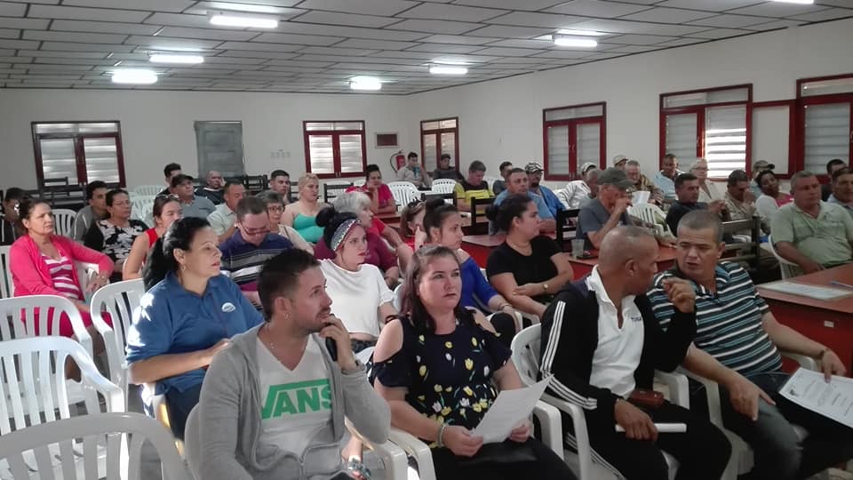 Estación  Experimental del Tabaco de Cabaiguán cierra jornada por el día de la ciencia en Cuba