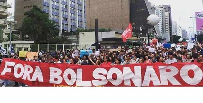 Masiva protesta hoy en Sao Paulo contra política económica de Bolsonaro