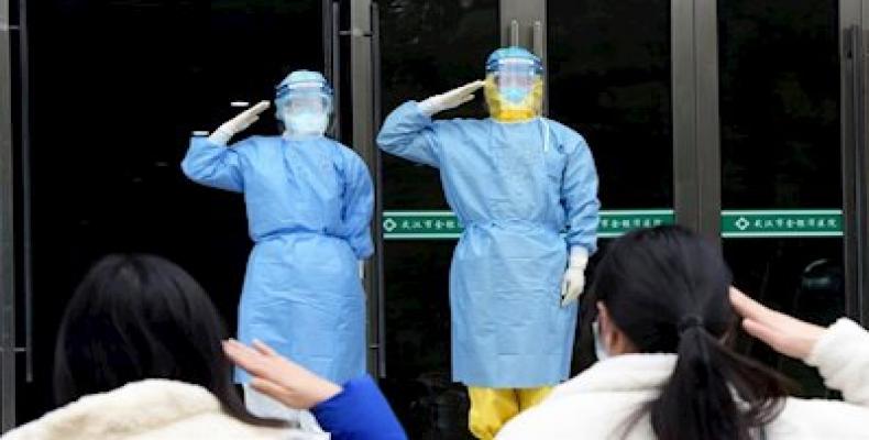 Regresan a sus lugares de origen médicos chinos que apoyaron enfrentamiento al coronavirus en Wuhan