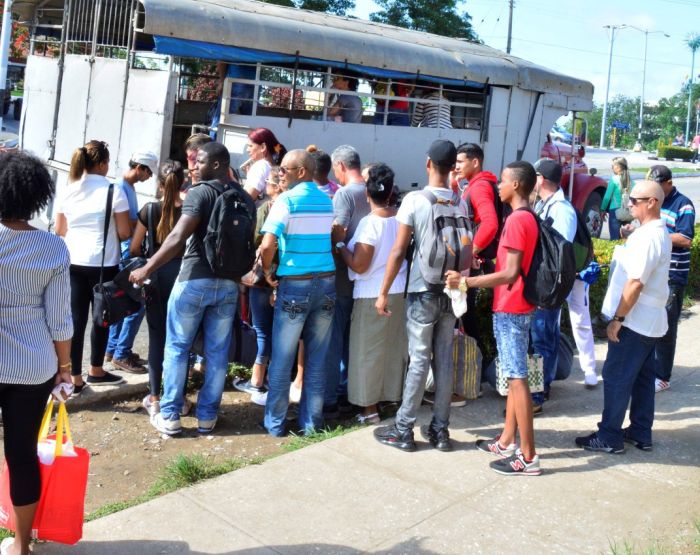 Sancionan en Sancti Spíritus a 126 transportistas privados por violar tarifas de precios del pasaje