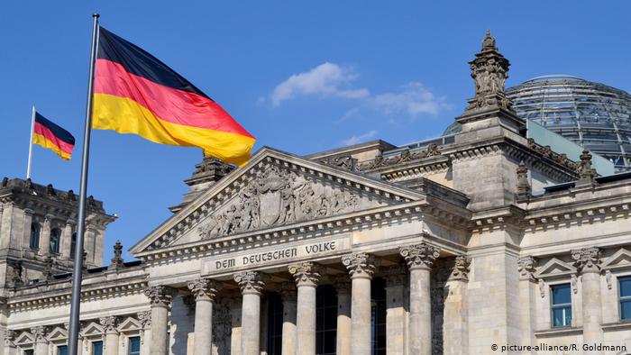 Alemania afirma no tener confirmación oficial de la retirada parcial de tropas estadounidenses