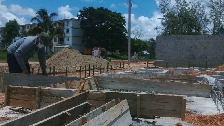 Construyen viviendas en Empresa Agroindustrial de Granos Sur del Jíbaro para estabilizar fuerza de trabajo