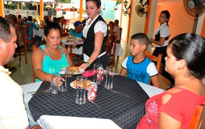Reordenan unidades gastronómicas de Cabaiguán hacia el trabajo por cuenta propia