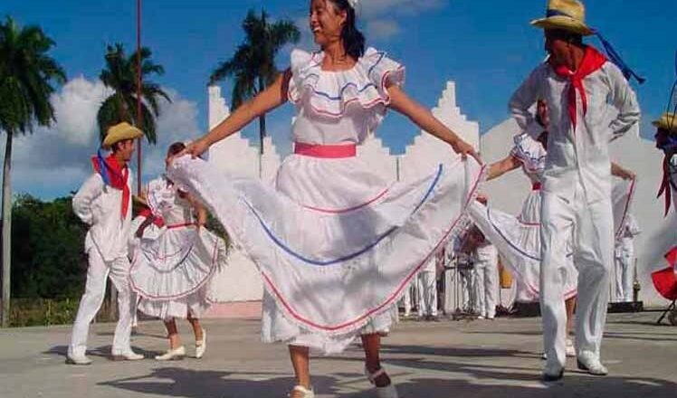Tradiciones campesinas, símbolo de la identidad en Cuba