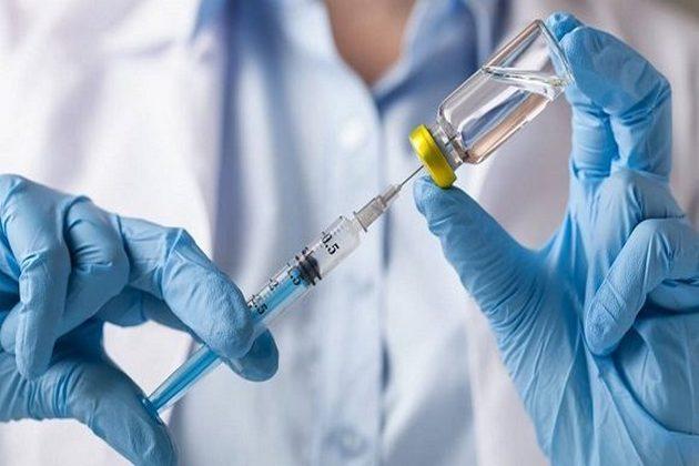 Afirman que la primera vacuna rusa contra la COVID-19 está lista