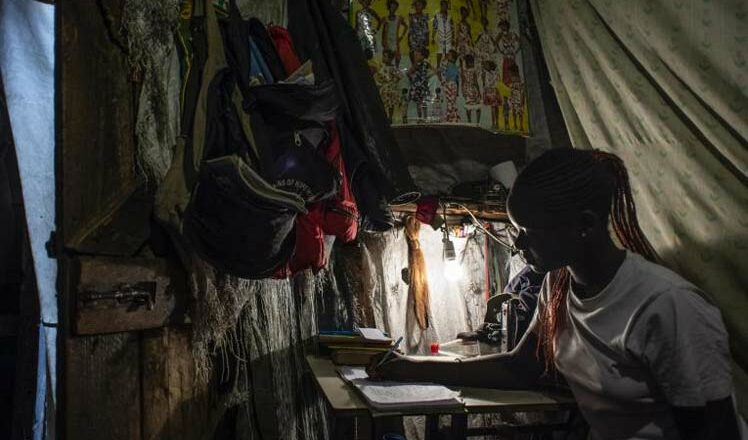 Poco saneamiento, violencia y abusos: niños en riesgo en la pandemia