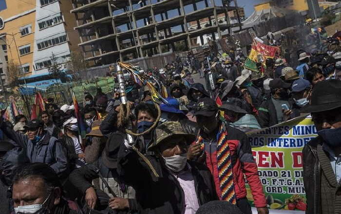Bolivia fija elecciones presidenciales para el 18 de octubre