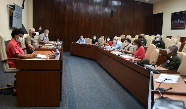 Cuba pasa revista a su programa de memoria histórica