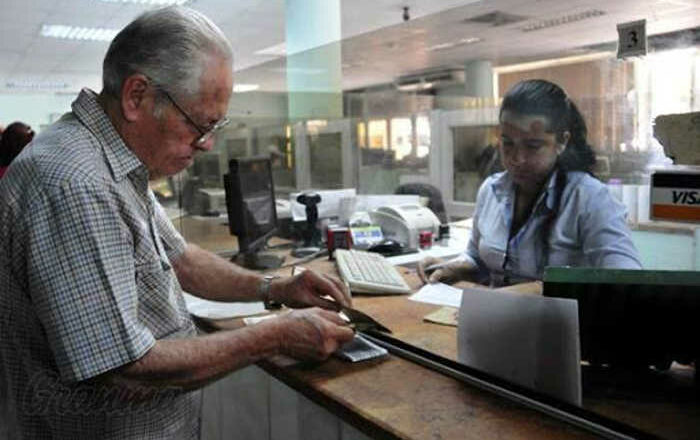 Facilitan pago a jubilados y pensionados mediante nómina electrónica en unidades de Correos de Cabaiguán