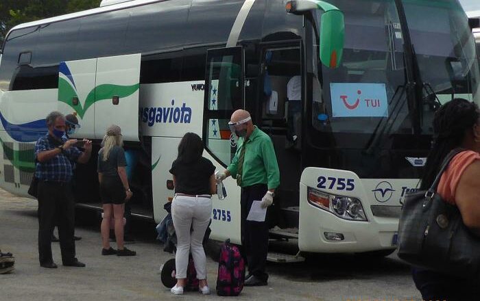 Cientos de turistas británicos ya están disfrutando de la reapertura del balneario de Varadero