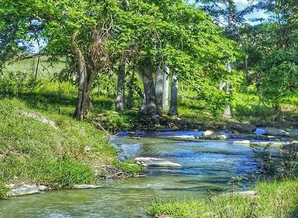 Salvoconductos para bañarse en las pozas del Río Santa Lucía