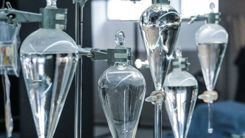 Estación Experimental del Tabaco de Cabaiguán destila agua para fines médicos y farmacéuticos