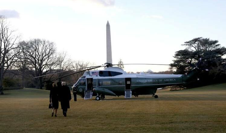 Trump abandona la Casa Blanca