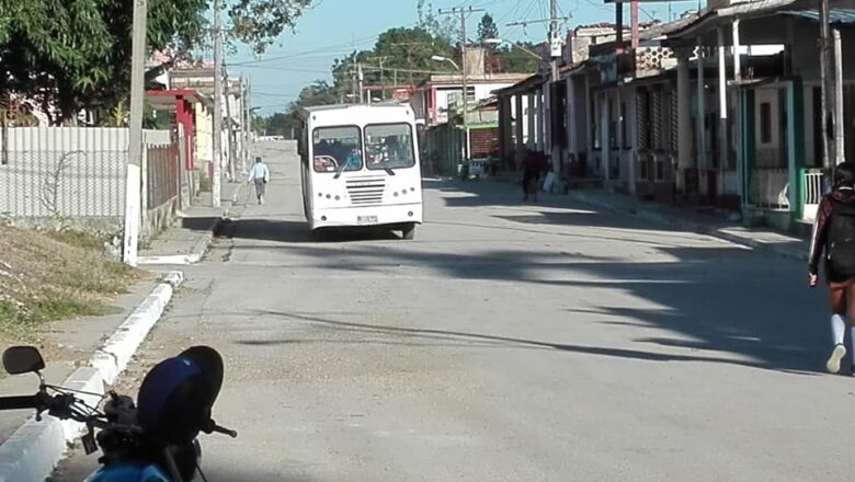 Regresa ruta de ómnibus locales a calles de Cabaiguán (+ Fotos)