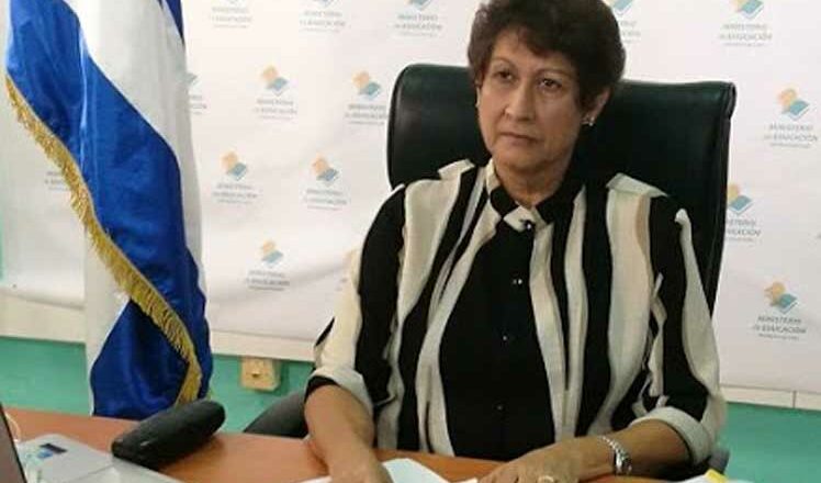 Aboga ministra de Educación en Sancti Spíritus por garantizar formación de maestros