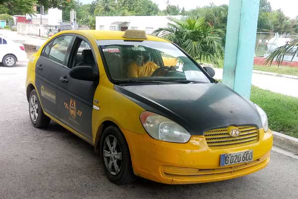 Reanuda Sancti Spíritus servicio de recogida y retorno de taxis en instituciones de salud