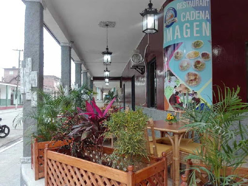 Apuestan comerciantes y gastronómicos cabaiguanenses por diversificar servicios y ofertas en 2022