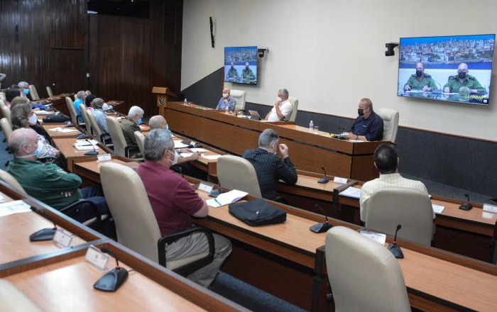 Pondrán en vigor fuertes medidas restrictivas en Cuba contra la covid, en especial en la capital