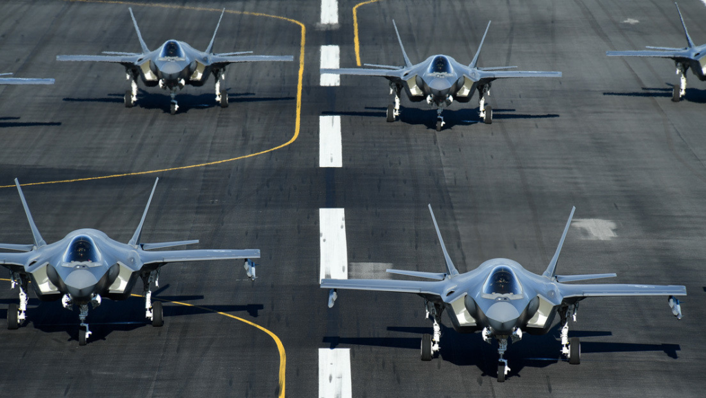 Aviones F-35A de la Fuerza Aérea de EE.UU. U.S. Air Force/R. Nial Bradshaw / Reuters