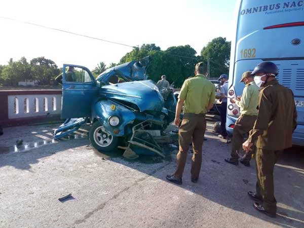 accidente en jatibonico 1.jpg foto dpt sancti spiritus