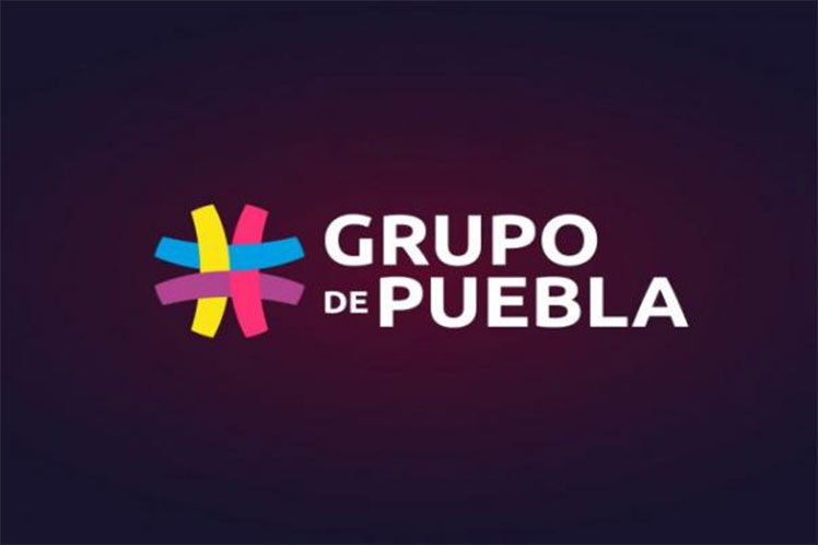 Grupo de Puebla urge a EEUU a cerrar su ilegal base de Guantánamo en Cuba