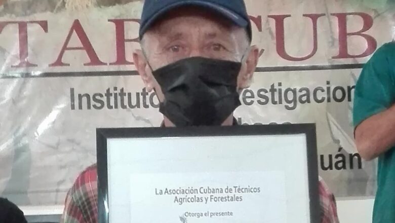 Reconocen a investigador cabaiguanense con el premio ACTAF por la Obra de la Vida (+Audio)