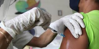 Más de 6 500 cabaiguanenses han recibido vacunación de refuerzo antiCOVID-19