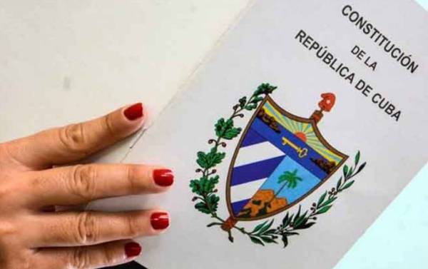 Nueva y viejas Constituciones