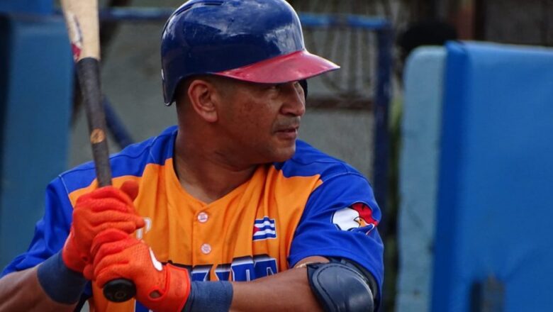 61 SNB: Gallos dominan duelo ante los Leones (+tabla de posiciones)