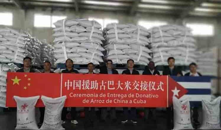 Dona China a Cuba cinco mil toneladas de arroz