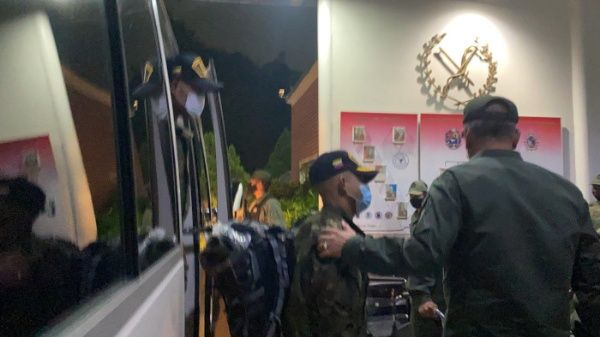 Rescatan a ocho militares de Venezuela que habían sido secuestrados por grupos armados colombianos