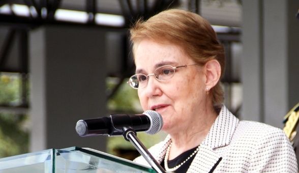 Ministra de Gobierno de Ecuador presenta su renuncia