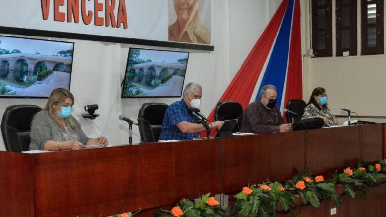 Díaz-Canel en Sancti Spíritus: Frente a un escenario desfavorable, llevar las medidas a extremo (+ Fotos )