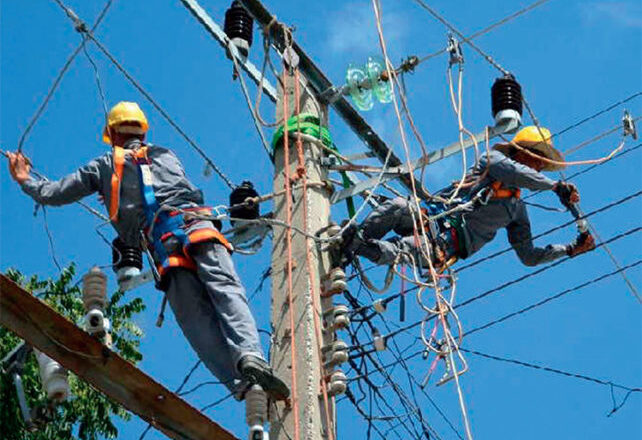 Nota informativa de la Organización Básica Eléctrica de Cabaiguán (+ Fotos)