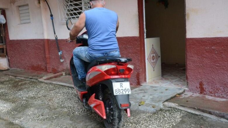 ¿Qué debo hacer para inscribir  ciclomotores y motos eléctricas?