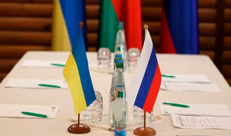 Gobierno de Ucrania califica de difícil cuarta ronda de negociaciones con Rusia