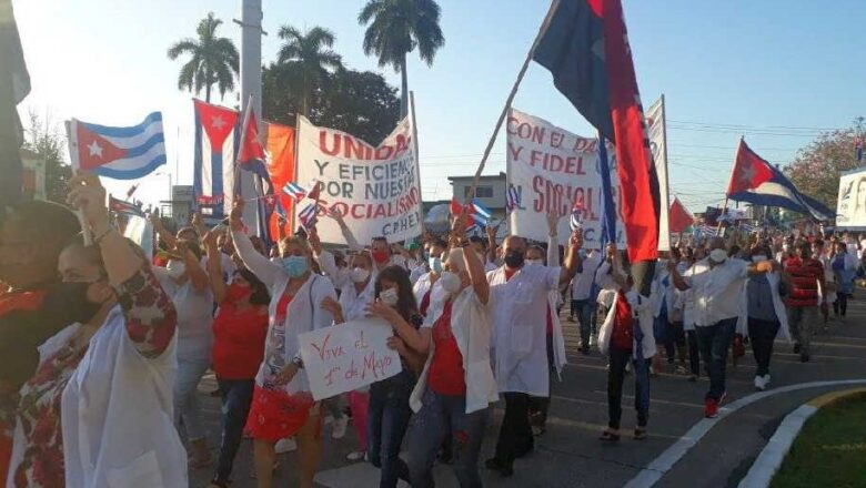 Comenzó el desfile por el Primero de Mayo en Sancti Spíritus