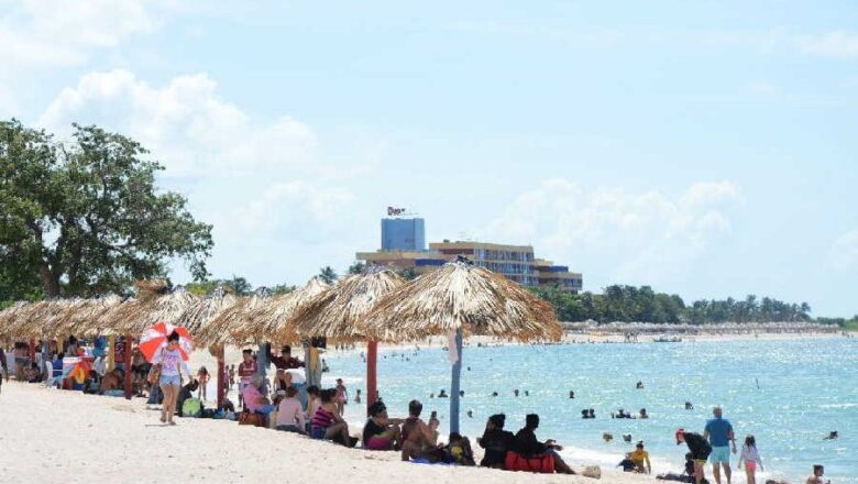 Verano y playa a lo cubano en predios espirituanos