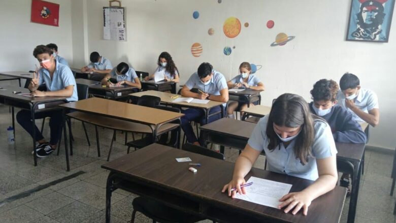 Esclarecen directivos del municipio dudas sobre proceso de ingreso de los estudiantes  a la educación superior