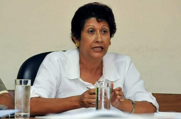 Ministra de Educación intercambia sobre reinicio de curso en Cuba
