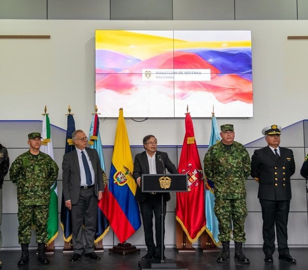 Gustavo Petro designa nuevas autoridadesde las fuerzas militares en Colombia