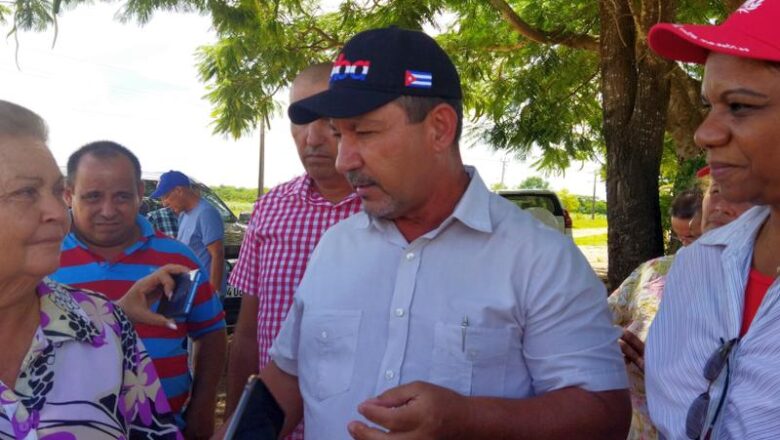 Presidente del INRH a Escambray: Los apagones no pueden afectar el agua del pueblo