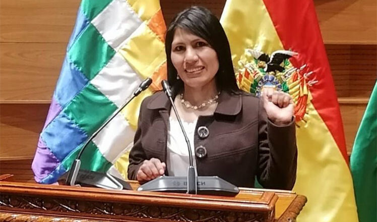 Legisladora de Bolivia exige cese de bloqueo contra Cuba