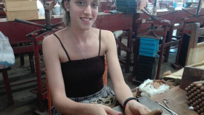 Nayaly, la joven habano de Cabaiguán (+ Audio y fotos)