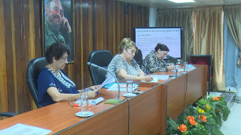 Ministra de educacion en sancti spiritus.jpg 2