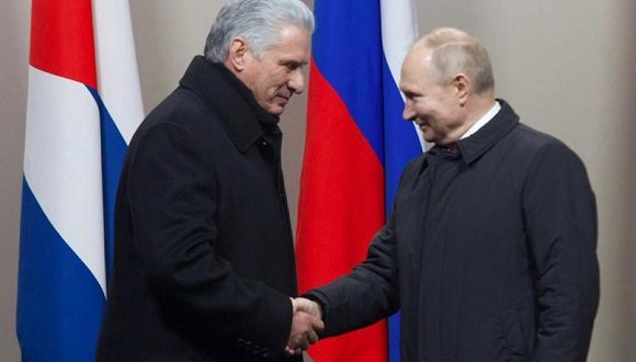Gira del presidente cubano (III): El corazón ruso derrite el hielo de Moscú